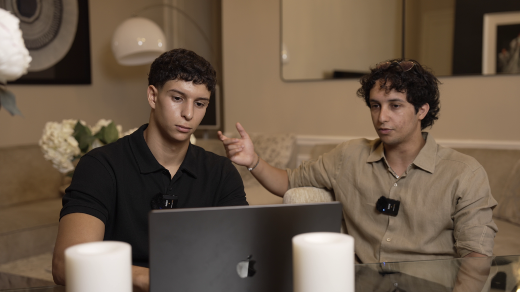 Extrait de la séance de consulting entre Naïm Khelif et son client — tournage ALTAB Studio pour Instagram - Reels 6