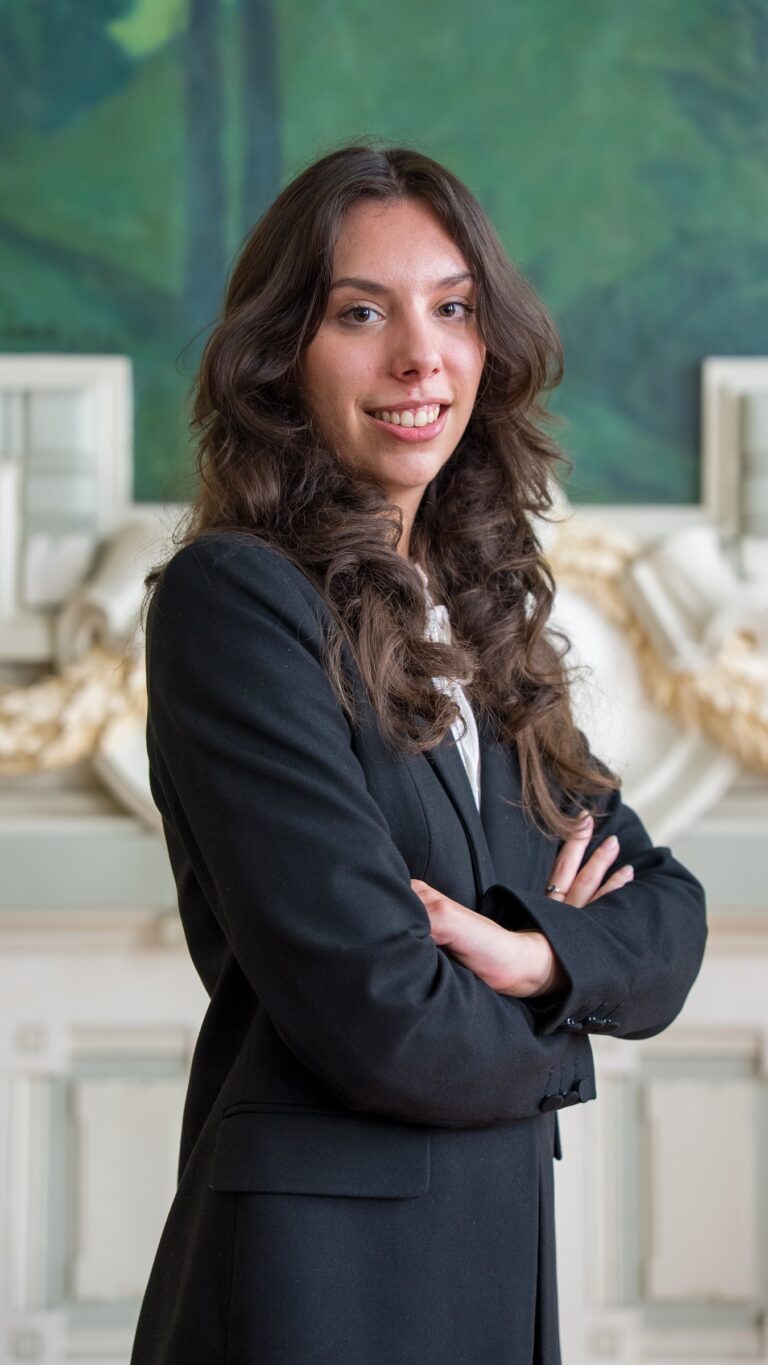 Portrait professionnel d'un étudiant du Master Contrats, Distribution, Concurrence de Lyon 3 – ALTAB Studio, photographe à Lyon